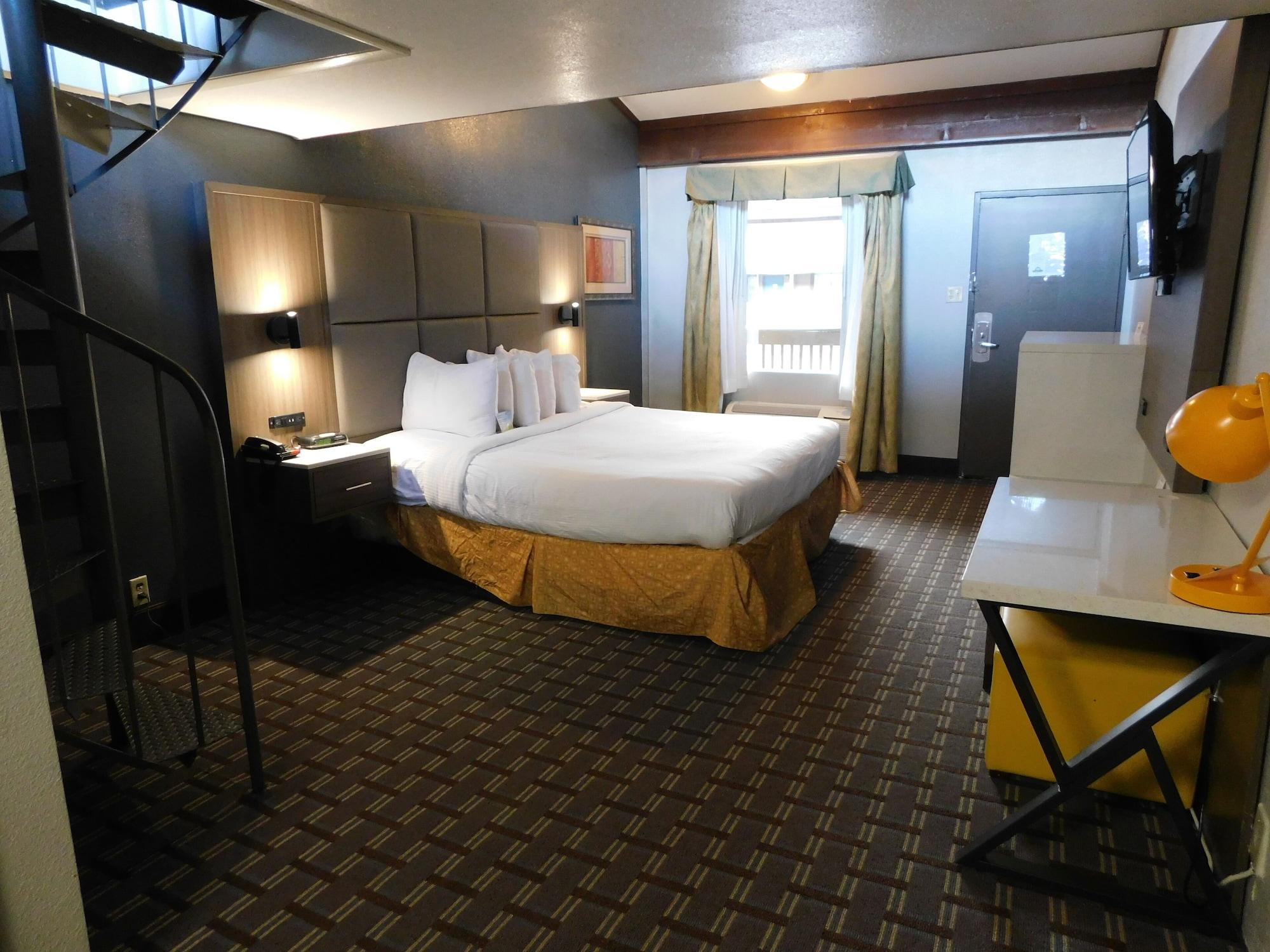 Days Inn & Suites By Wyndham Downtown Gatlinburg Parkway Eksteriør bilde