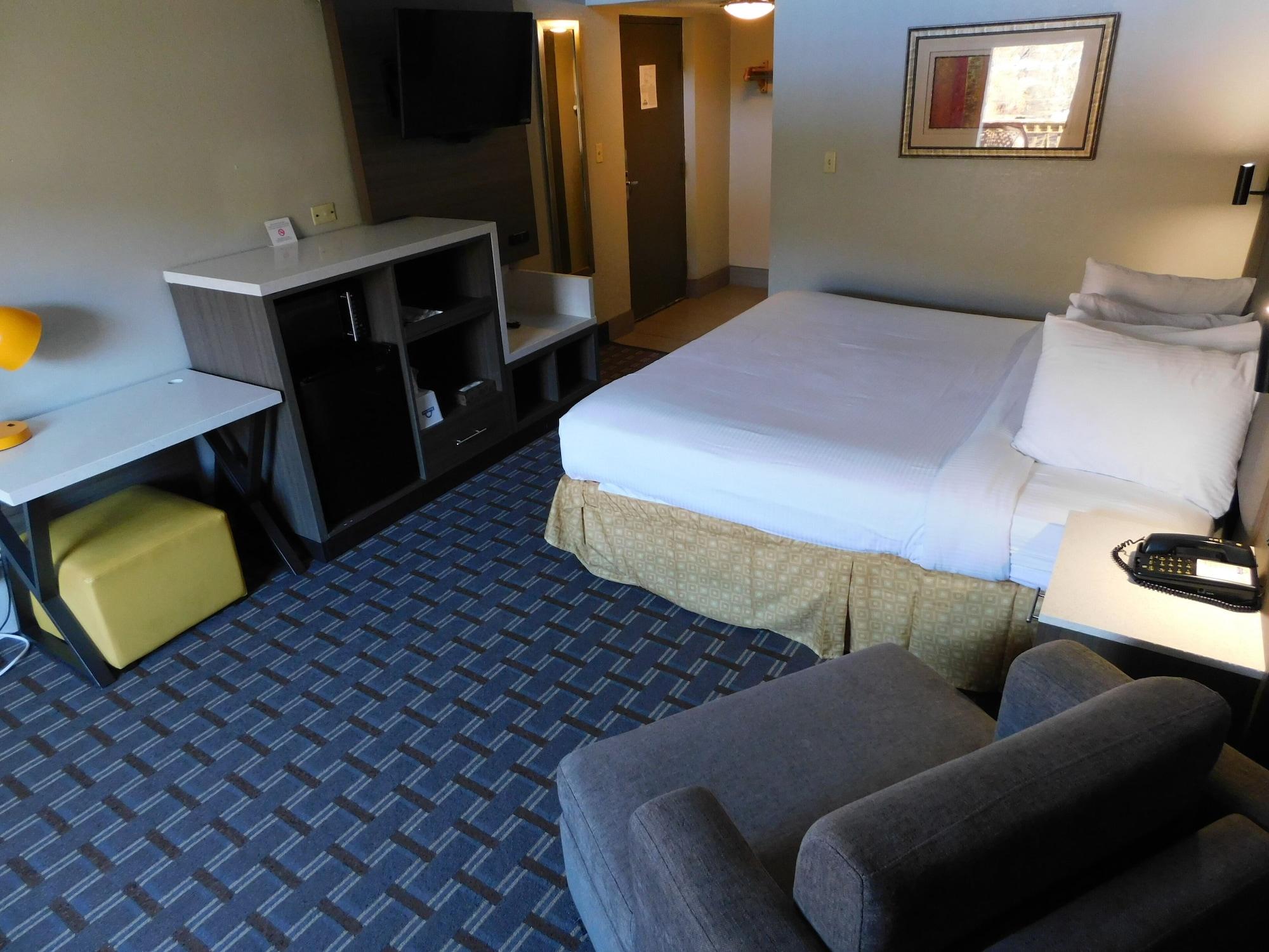 Days Inn & Suites By Wyndham Downtown Gatlinburg Parkway Eksteriør bilde