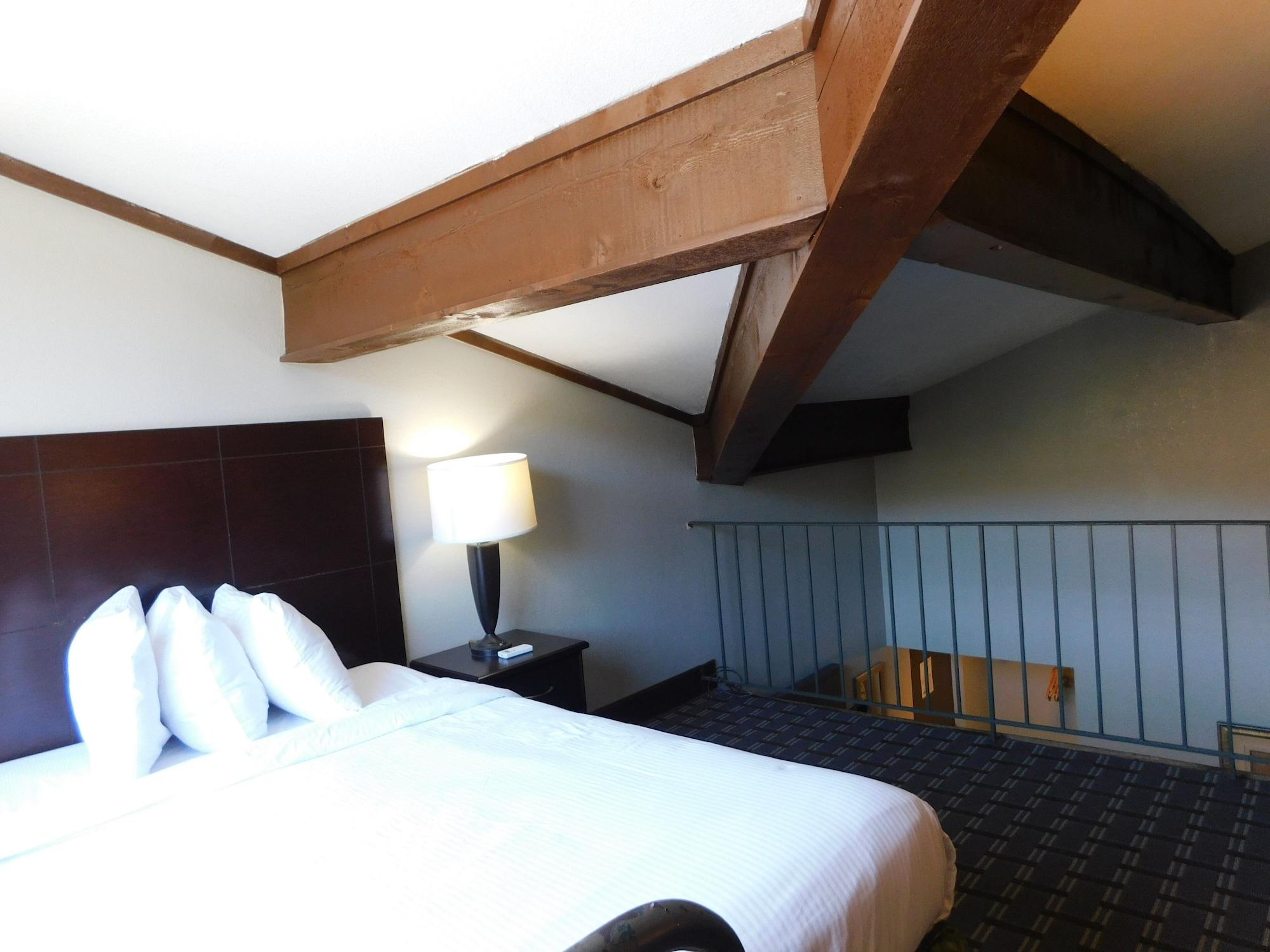 Days Inn & Suites By Wyndham Downtown Gatlinburg Parkway Eksteriør bilde