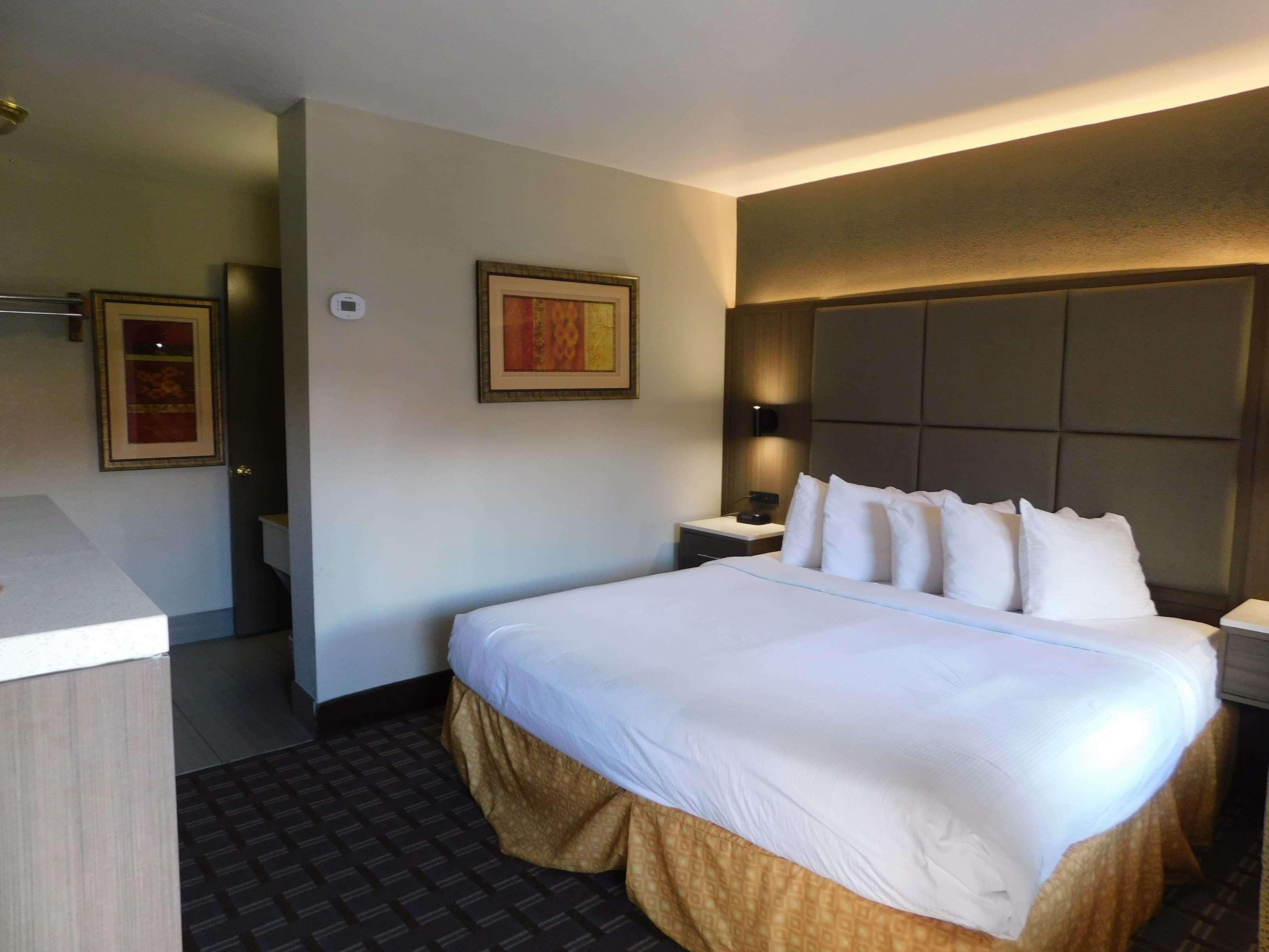 Days Inn & Suites By Wyndham Downtown Gatlinburg Parkway Eksteriør bilde
