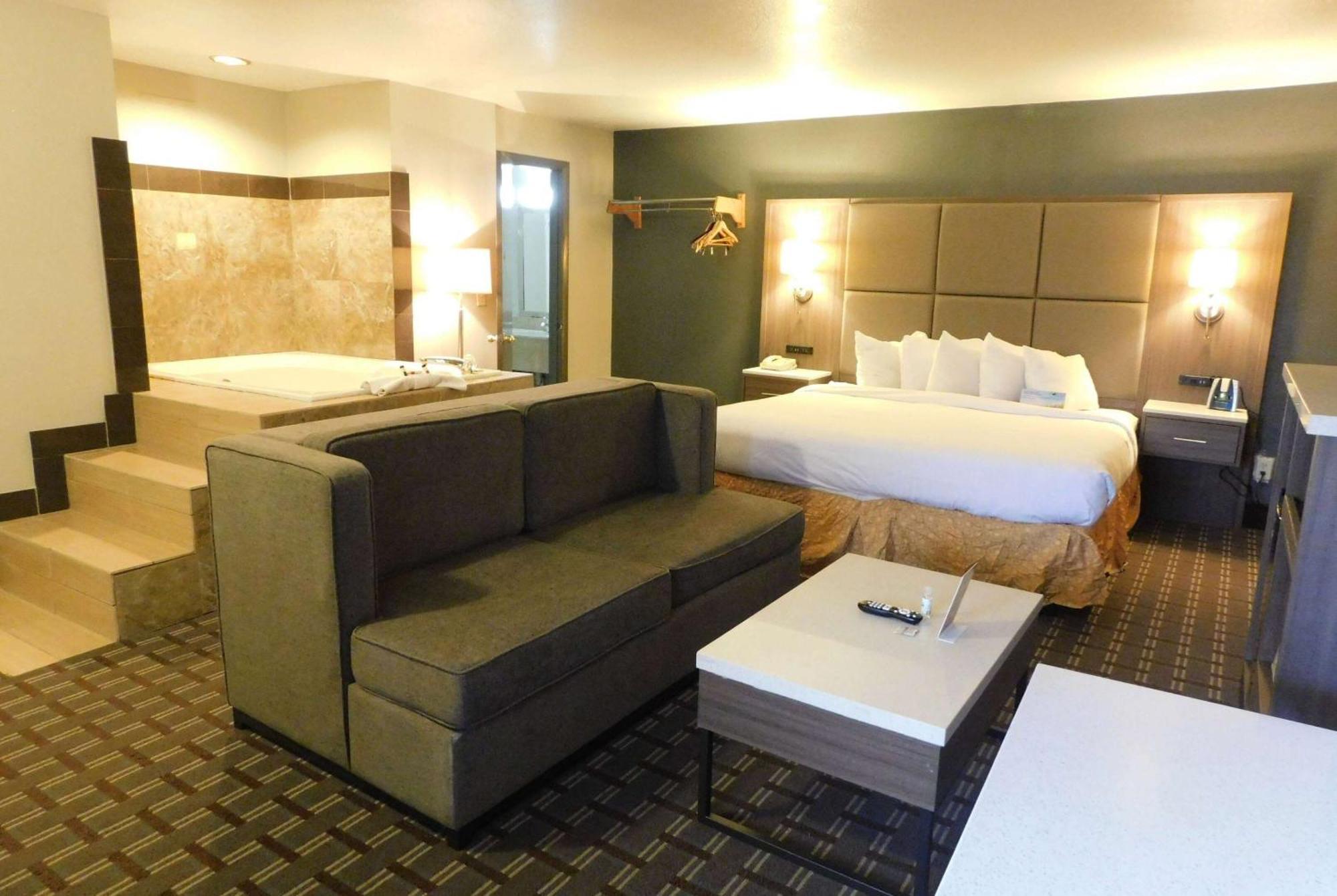 Days Inn & Suites By Wyndham Downtown Gatlinburg Parkway Eksteriør bilde
